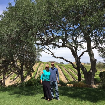 Uncorked Wine Tours - San Juilette with Uncorked - Wine Tours Near Me - Paso Robles, California Uncorked Wine Tours - San Juilette with Uncorked - Wine Tours Near Me - Paso Robles, California