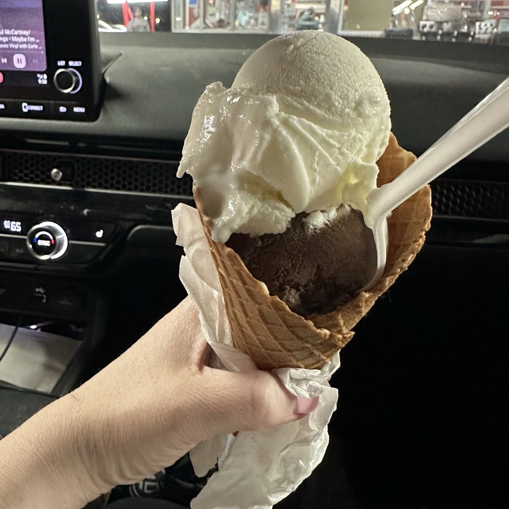 Doumar's Cones & Barbecue - Ice cream - Barbeque Near Me - Norfolk, Virginia