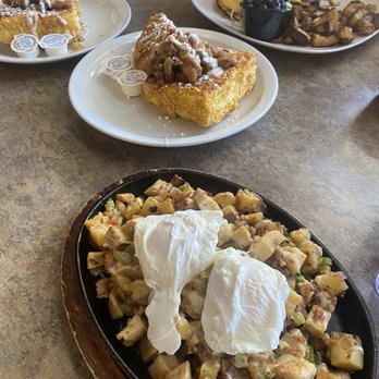 Sassy Onion State Street - Apple Sinnamon Roll Swirl French Toast,  Sweet Potato Hash Breakfast - Breakfast & Brunch Near Me - Salem, Oregon
