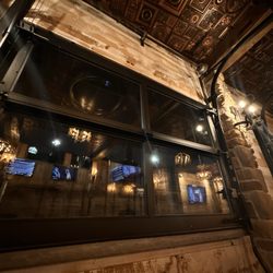 Dog & Bull Taphouse and Kitchen - Beautiful windows