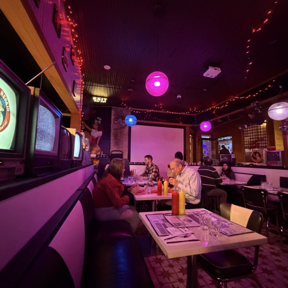 Don's TV & Repair - Diners Near Me - Milwaukee, Wisconsin Don's TV & Repair - Diners Near Me - Milwaukee, Wisconsin