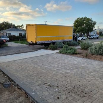 Highlight Moving - Andrew and Alex were great. On time and move was quick and efficient. Highly recommend. - Movers Near Me - Los Angeles, California