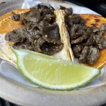 Birrieria Carlos - Tacos De Asada - Food Trucks Near Me - Happy valley, Oregon Birrieria Carlos - Tacos De Asada - Food Trucks Near Me - Happy valley, Oregon