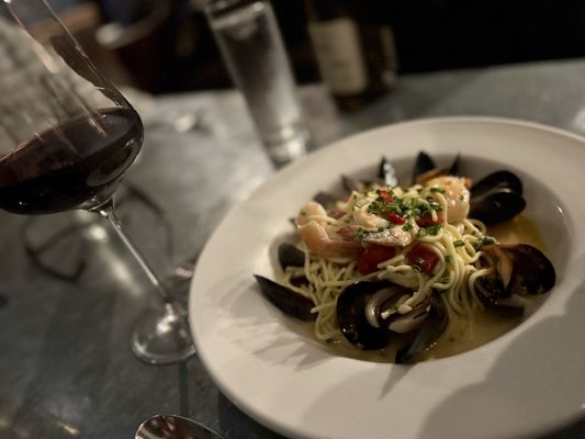 Cook St. Helena by null