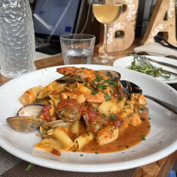 Piazza 1909 - Pappardelle di Mare | Instagram @megsdishdiaries - Italian Near Me - San Diego, California