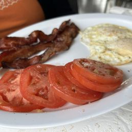 Our waitress offered to replace/sub her potatoes she didn't want with a veg. Sweet!