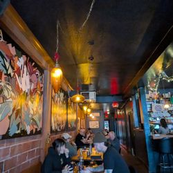 Tulip Shop Tavern - Comfortable and welcoming