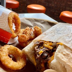 Buona - Cheddar beef