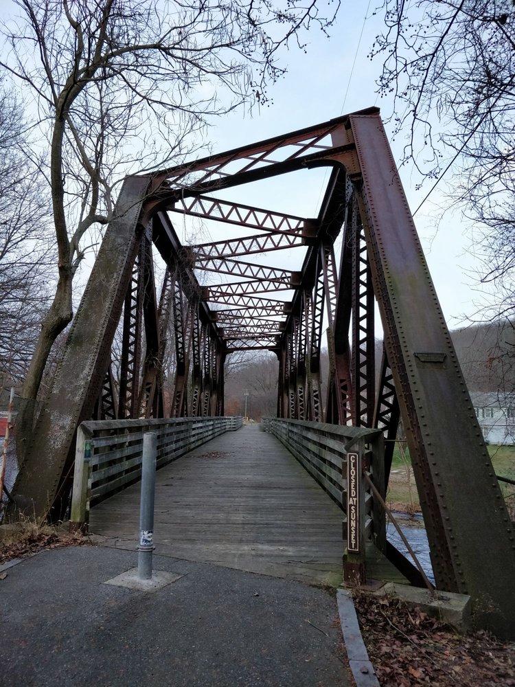 MOOSUP VALLEY STATE PARK TRAIL Updated June 2024 Village Center Cir
