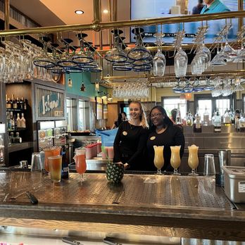 Bahama Breeze - Chill Bar - Seafood Near Me - Fayetteville, North Carolina Bahama Breeze - Chill Bar - Seafood Near Me - Fayetteville, North Carolina