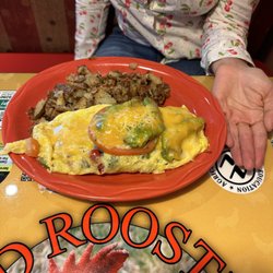 Red Rooster Cafe - Veggie omelet w/hand for scale