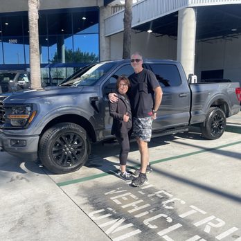 Raceway Ford - F150 FX4 - Car Dealers Near Me - Riverside, California