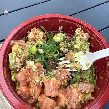 Poke Rainbow - Small bowl, brown rice + quinoa, double Ahi, avo, seaweed, pineapple, edamame, spicy mayo, yuzu, eel sauce combo - Poke Near Me - Redondo Beach, California