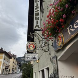 Saskia