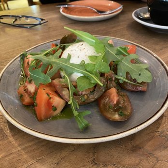 La Esquina - Mediterranean Near Me - Barcelona, B