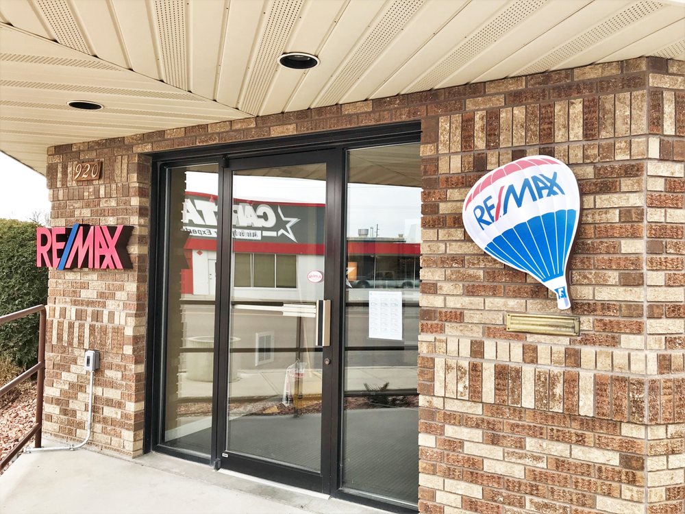 REMAX OF GREAT FALLS Request Information 920 Central Ave, Great