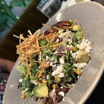 Earls Kitchen + Bar - New American Near Me - Miami, Florida Earls Kitchen + Bar - New American Near Me - Miami, Florida