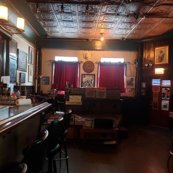 Montrose Saloon - the bar area of the restaurant - Dive Bars Near Me - Chicago, Illinois
