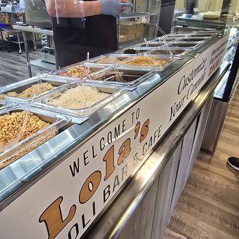 Lola's Cannoli Bar and Cafe - Cafes Near Me - Myrtle Beach, South Carolina