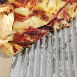 Pizza Napoli - Breathable cardboard slip, great addition!