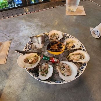 Bar Siena - Oysters - Italian Near Me - Chicago, Illinois Bar Siena - Oysters - Italian Near Me - Chicago, Illinois