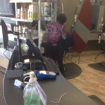 Great Clips - My hair cutter in action! - Hair Salons Near Me - Menlo Park, California Great Clips - My hair cutter in action! - Hair Salons Near Me - Menlo Park, California