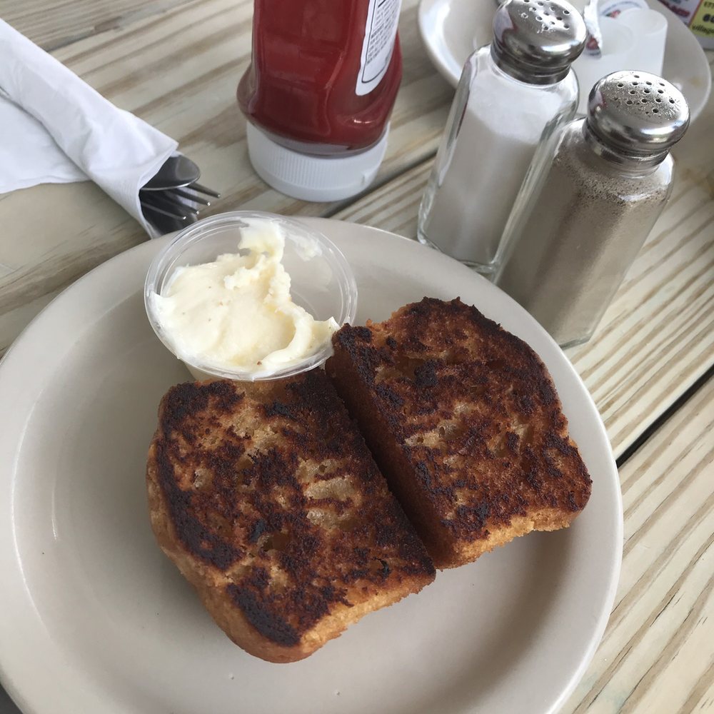 Evergreen Dairy Bar - Apple cinnamon muffin - Ice Cream & Frozen Yogurt Near Me - Vincentown, New Jersey