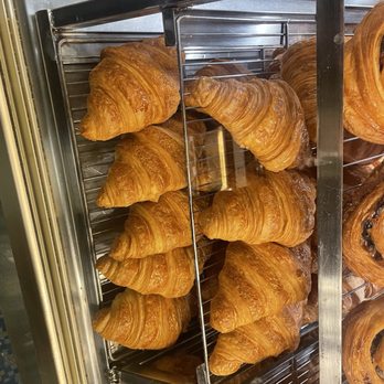 Stohrer - Croissants - Candy Stores Near Me - Paris, 75 Stohrer - Croissants - Candy Stores Near Me - Paris, 75