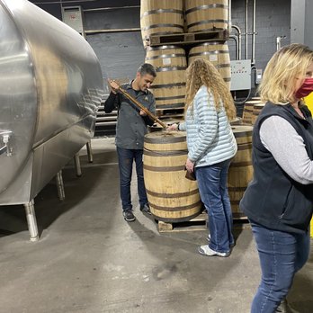 Giant Texas Distillers - Bourbon tasting straight from the barrel! - Distilleries Near Me - Houston, Texas Giant Texas Distillers - Bourbon tasting straight from the barrel! - Distilleries Near Me - Houston, Texas