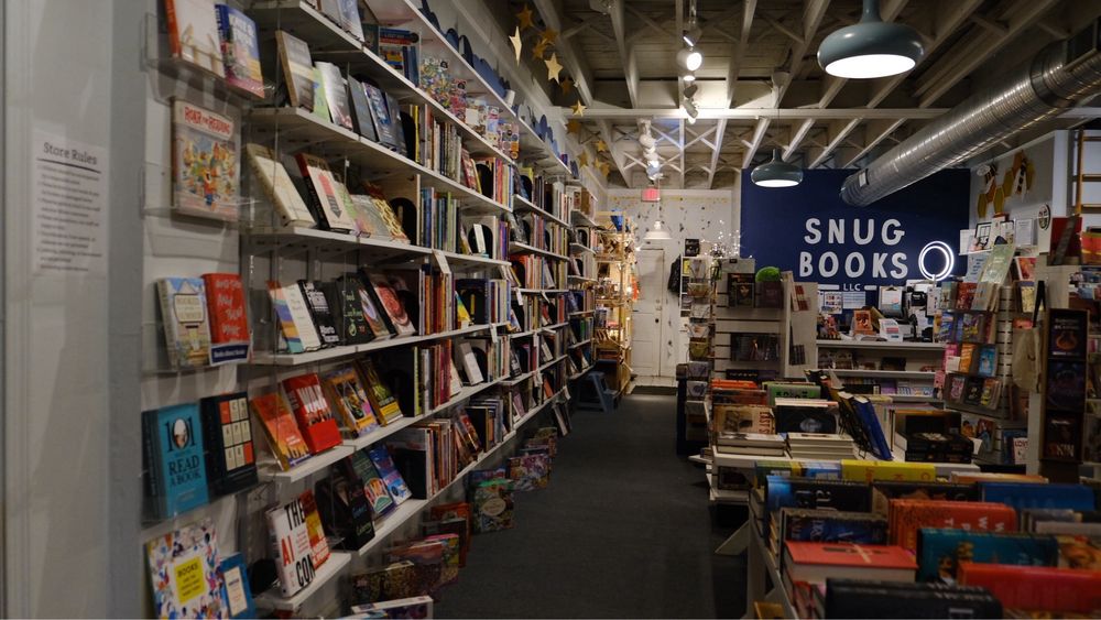 Snug Books Logo