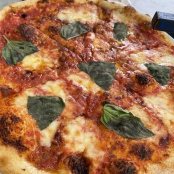 The Bench - Margarita pizza - New American Near Me - Pebble Beach, California
