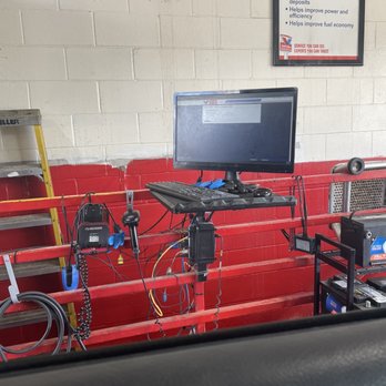 Valvoline Instant Oil Change - Oil Change Stations Near Me - Madison, Wisconsin