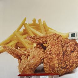 Hip Hop Seafood & Chicken - Wings and fries