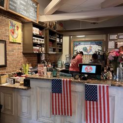 Egg Harbor Café - Drink bar