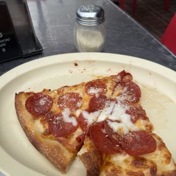 Hank's Pizza - Pizza Near Me - Playa Del Rey, California Hank's Pizza - Pizza Near Me - Playa Del Rey, California