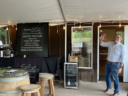 Lula Cellars by null