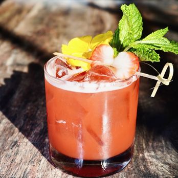 Pour Behavior - Strawberry Fields - New American Near Me - Houston, Texas