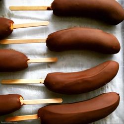 Anna's Cafe - Chocolate covered bananas