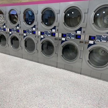 LaundroLab - Medium dryers - Laundromat Near Me - Las Vegas, Nevada LaundroLab - Medium dryers - Laundromat Near Me - Las Vegas, Nevada