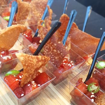 NOS Events - Pokē made by The Cutting Board of the DoubleTree Hotel - San Bernardino at the 29th Annual Wine and Food Under the Stars 9.22.16 - Party & Event Planning Near Me - San Bernardino, California