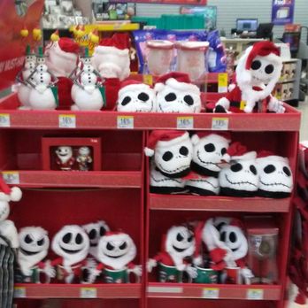 Walgreens - Fun Christmas Display - Drugstores Near Me - Newport, Kentucky Walgreens - Fun Christmas Display - Drugstores Near Me - Newport, Kentucky