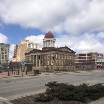Old State Capitol - Landmarks & Historical Buildings Near Me - Springfield, Illinois