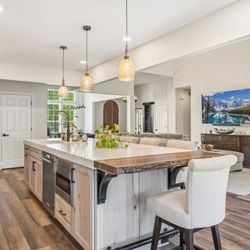 Kizzie Culbert - Keller Williams Citywide - Gorgeous kitchen!!!
