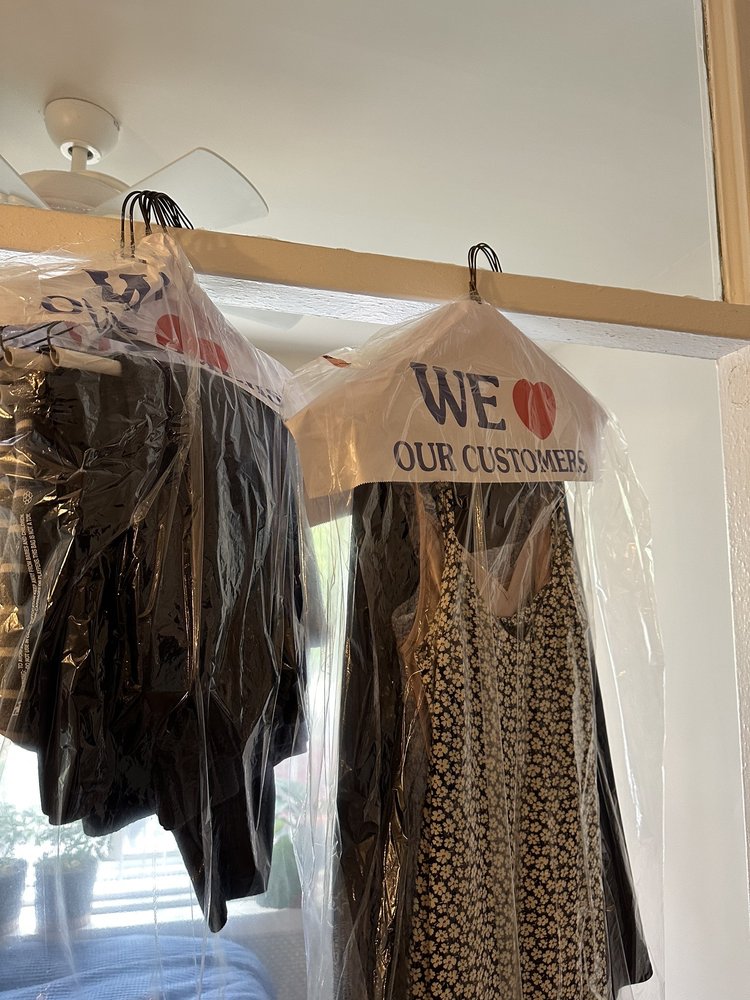 V I P CLEANERS Updated August 2024 27 Reviews 1912 G St NW