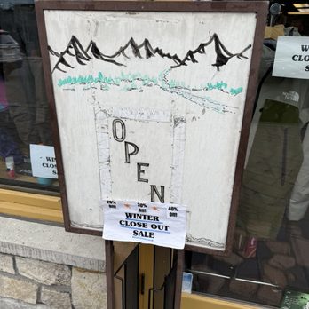 Alpine Approach - Outdoor Gear Near Me - Mammoth Lakes, California
