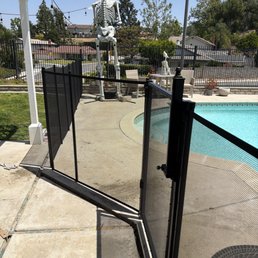 New pool fence