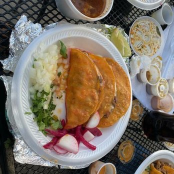 Tacos El Grande - Food Trucks Near Me - Katy, Texas