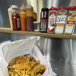 4 Brothers Chicken & Fish - 3 Tenders and 3 Perch Combo