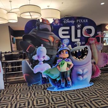 MARCUS SOUTH SHORE CINEMA - Updated February 2026 - 152 Photos & 123