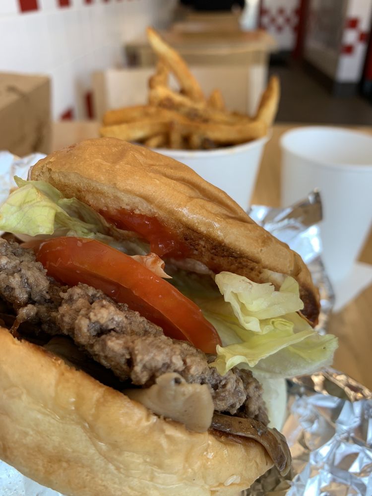 FIVE GUYS 329 Photos & 246 Reviews 915431 Kapolei Pkwy, Kapolei